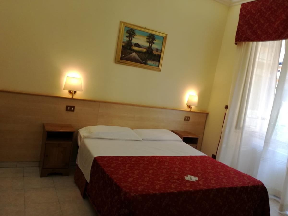Bed and Breakfast Blue Whale Рим Экстерьер фото