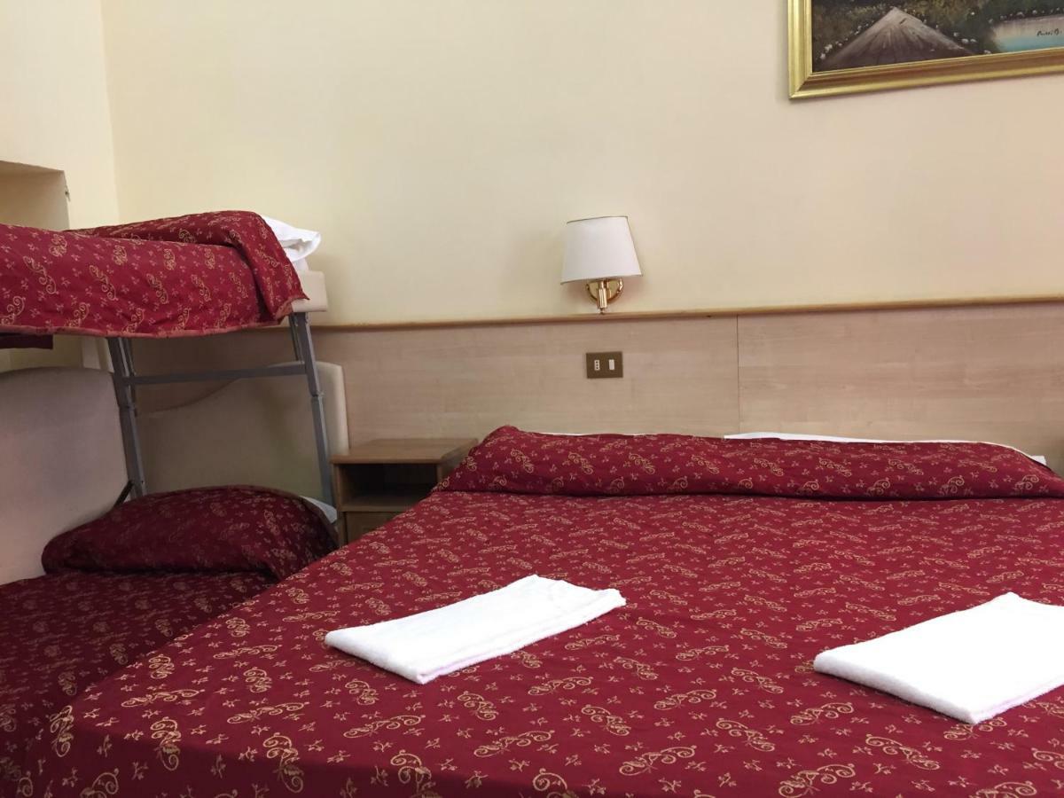 Bed and Breakfast Blue Whale Рим Экстерьер фото