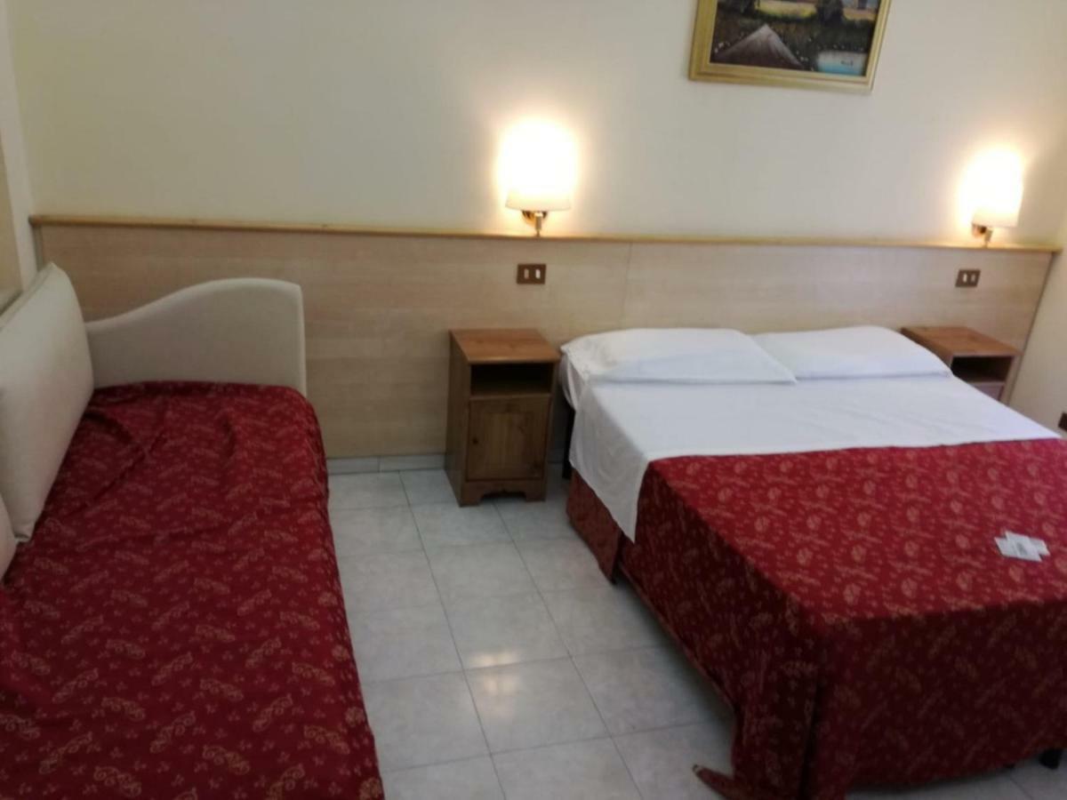 Bed and Breakfast Blue Whale Рим Экстерьер фото